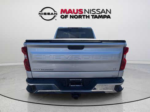 Used 2019 Chevrolet Silverado 1500 LT w/ All-Star Edition AWD/4WD image 10