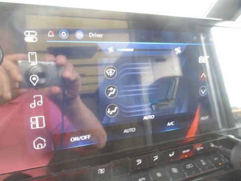 Used 2024 Chevrolet Brightdrop 600 w/ Commercial Equipment Package AWD/4WD image 39
