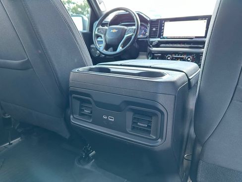 Used 2023 Chevrolet Silverado 1500 LT AWD/4WD image 33