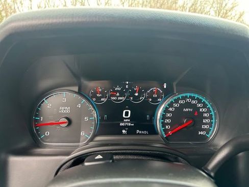Used 2020 Chevrolet Tahoe Premier w/ Premier 6.2L Value Package AWD/4WD image 24