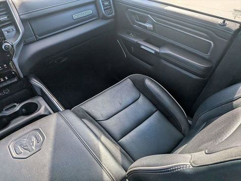 Certified 2025 RAM 1500 Laramie AWD/4WD image 18