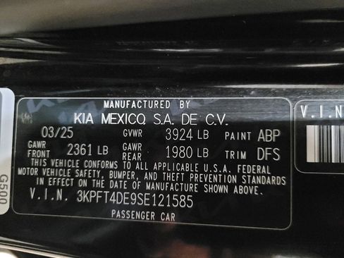 Used 2025 Kia K4 FWD image 33