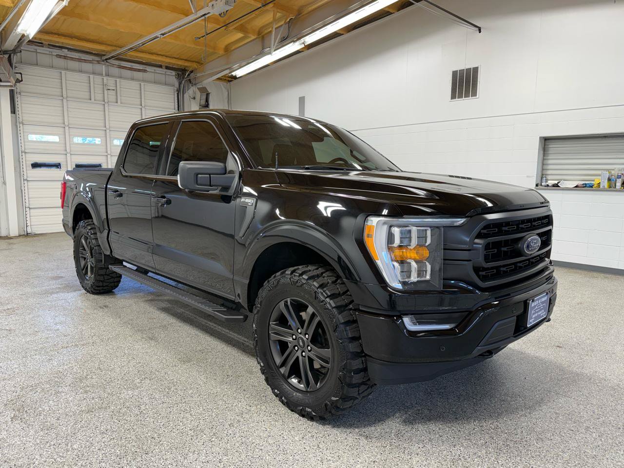 Used 2022 Ford F150 XLT w/ Equipment Group 302A High AWD/4WD image 4