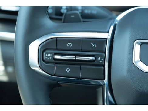 New 2026 GMC Terrain Elevation FWD image 17