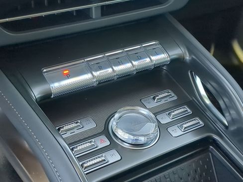 New 2026 Lincoln Nautilus Premier w/ Equipment Group 102A image 19