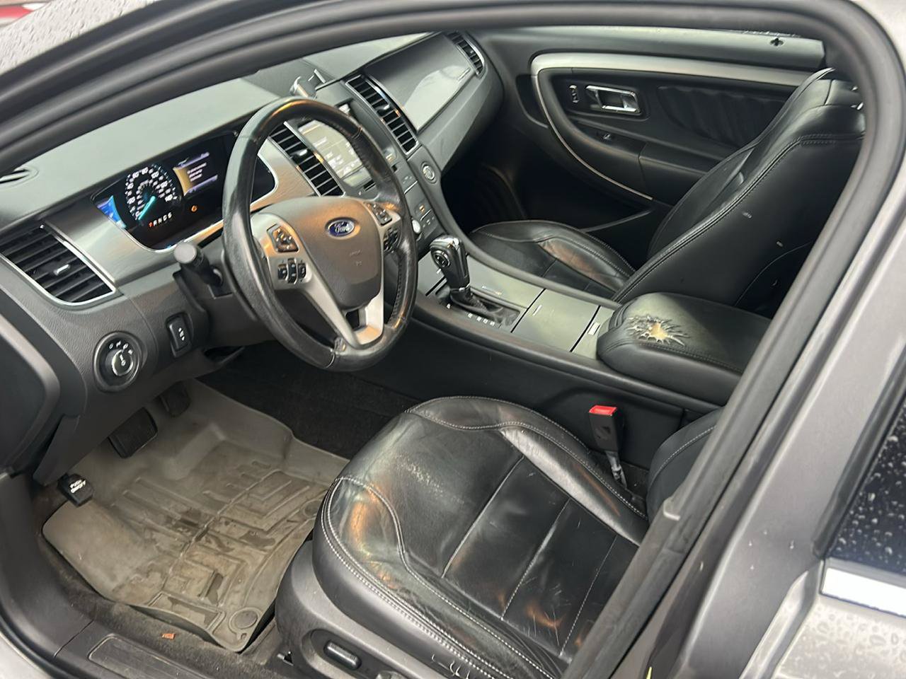 Used 2013 Ford Taurus SEL FWD image 9