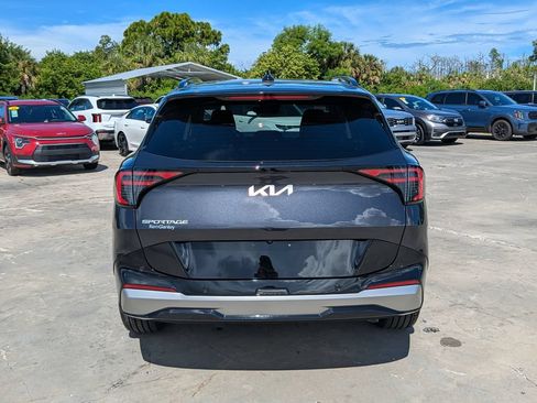Certified 2026 Kia Sportage SX FWD image 6