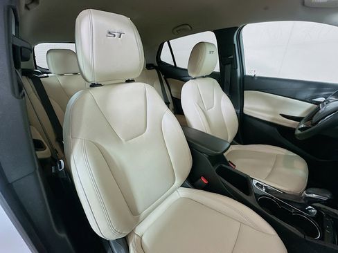 Used 2024 Buick Encore GX Sport Touring image 25