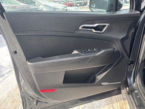 Certified 2023 Kia Sportage LX image 11