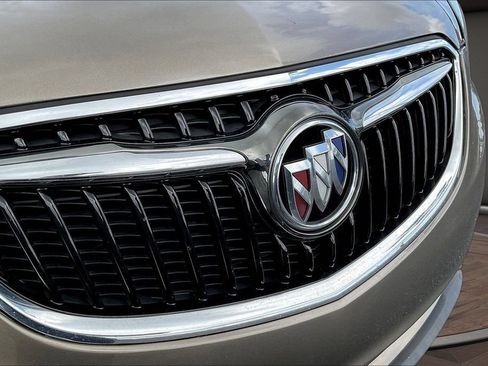 Used 2019 Buick Envision Essence FWD image 36