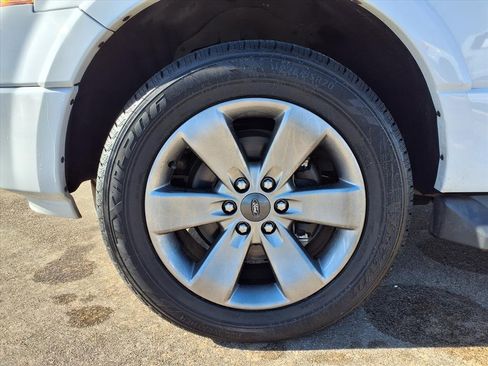 Used 2017 Ford Expedition EL XLT w/ Equipment Group 202A image 32