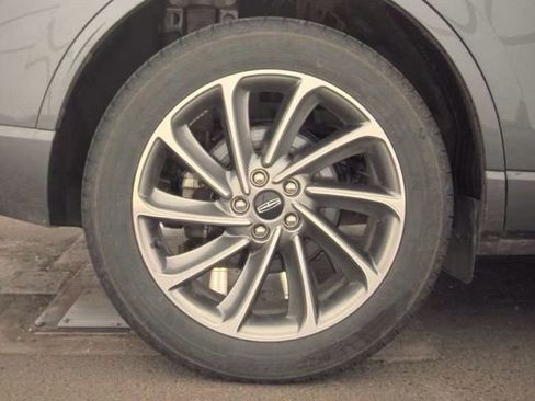 Used 2025 Lincoln Corsair Grand Touring w/ Equipment Group 301A AWD/4WD image 19