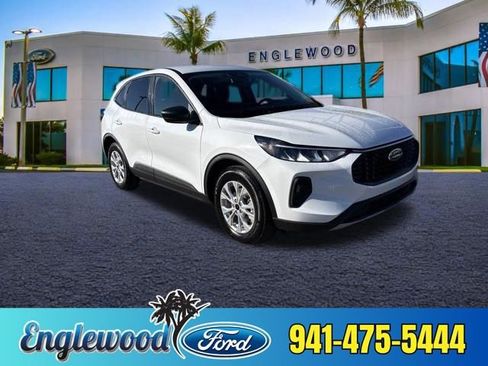 Used 2025 Ford Escape Active FWD image 1