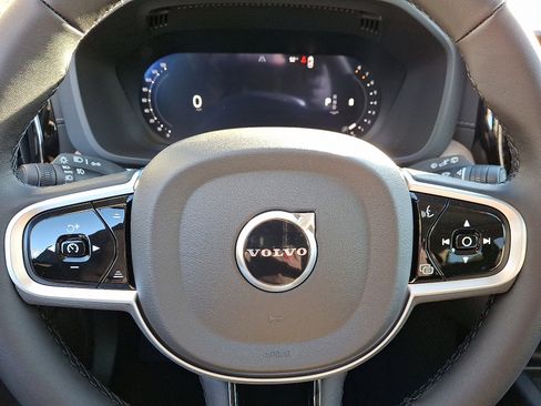 New 2026 Volvo XC60 B5 Ultra w/ Protection Package Premier image 11