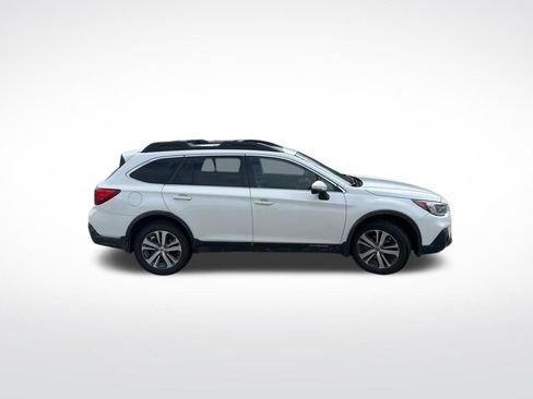 Used 2019 Subaru Outback 2.5i Limited w/ Protection Package #1 AWD/4WD image 4