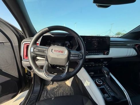 Used 2024 GMC Canyon AT4X AWD/4WD image 16
