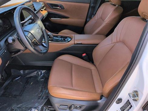 Used 2025 Toyota Crown Signia image 17