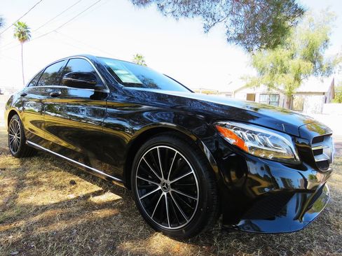 Used 2021 Mercedes-Benz C 300 Sedan image 11