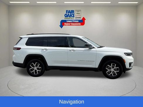 Certified 2025 Jeep Grand Cherokee L Limited AWD/4WD image 6