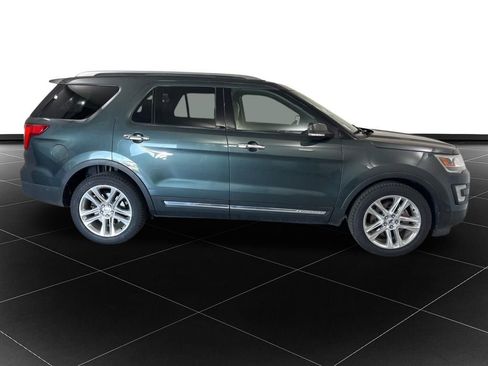 Used 2016 Ford Explorer Limited w/ Equipment Group 301A image 6