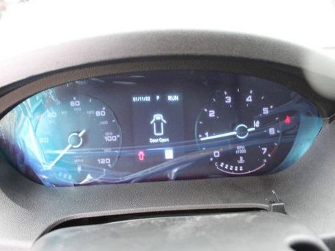 New 2025 RAM ProMaster 2500 w/ Convenience Group FWD image 17