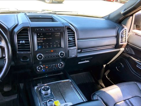 Used 2019 Ford Expedition Limited w/ Equipment Group 302A image 7