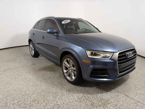 Used 2017 Audi Q3 2.0T Premium Plus FWD image 1