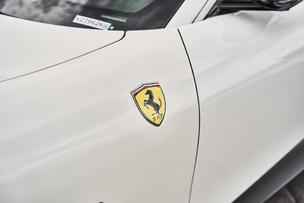 Used 2022 Ferrari Roma RWD image 9