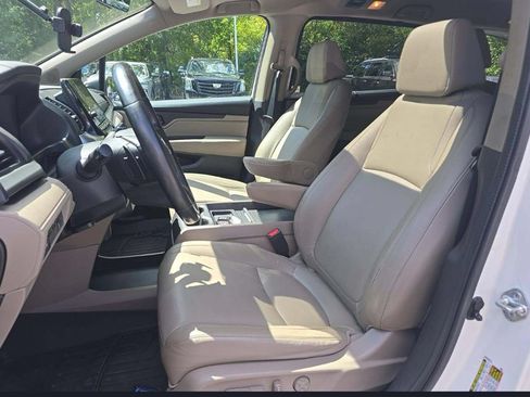 Used 2018 Honda Odyssey EX-L image 2