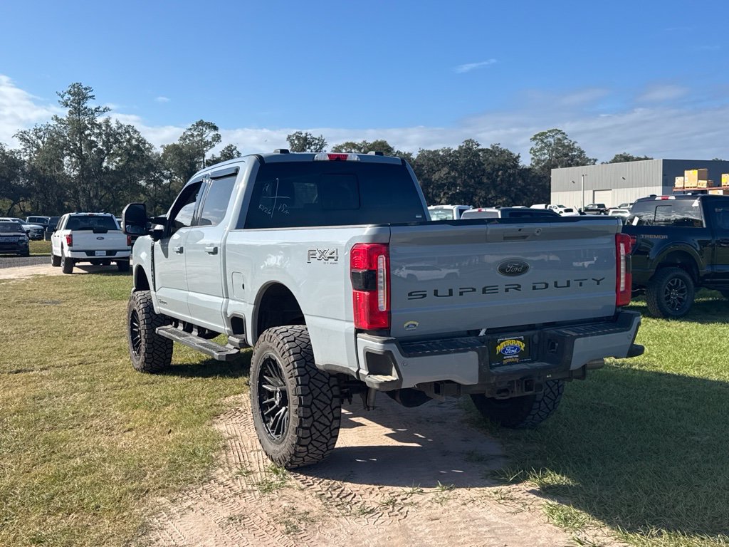Used 2026 Ford F350 Lariat w/ Black Appearance Package AWD/4WD image 4