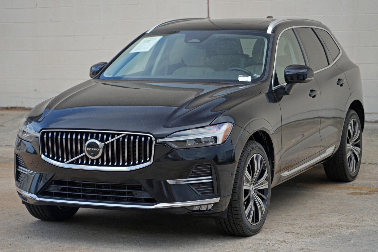 Used 2023 Volvo XC60 B5 Plus w/ Protection Package Premier FWD image 50