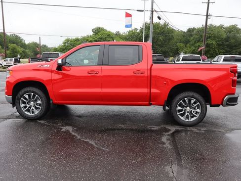 New 2026 Chevrolet Silverado 1500 LT w/ Z71 Off-Road Package AWD/4WD image 18