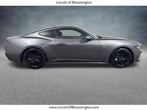 Used 2025 Ford Mustang GT RWD image 8
