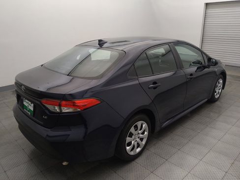 Used 2025 Toyota Corolla LE FWD image 9