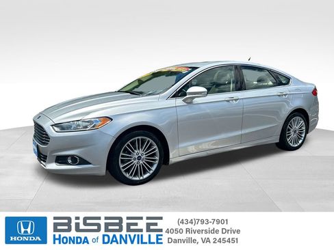 Used 2014 Ford Fusion SE w/ Equipment Group 202A FWD image 1