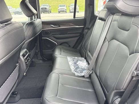 New 2026 Jeep Grand Cherokee Limited AWD/4WD image 6