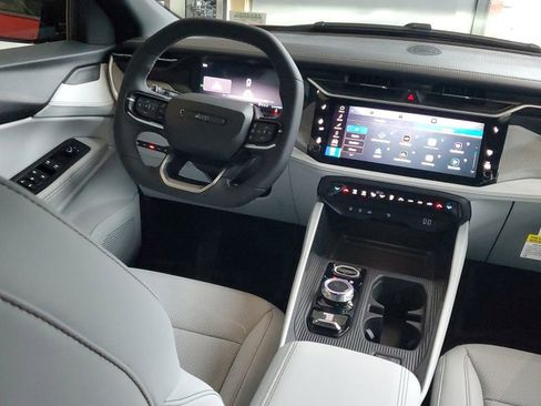 New 2026 Jeep Cherokee Limited image 14