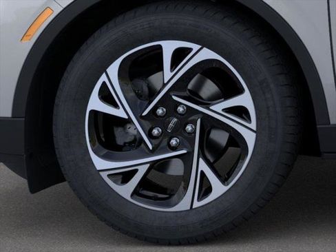 New 2026 Lincoln Nautilus Premier w/ Equipment Group 102A image 19