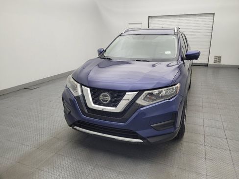 Used 2018 Nissan Rogue SV w/ Premium Package FWD image 15