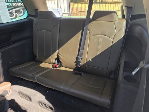 Used 2015 GMC Acadia SLT FWD image 22