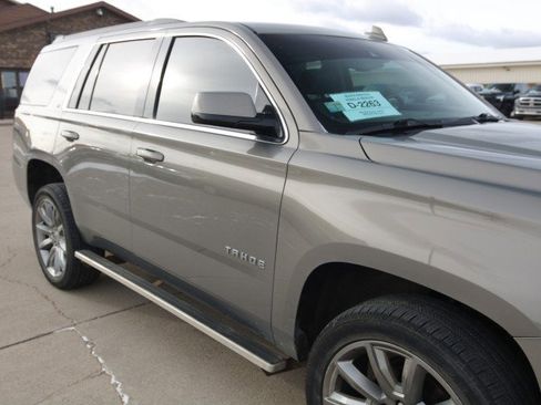 Used 2017 Chevrolet Tahoe LT image 10