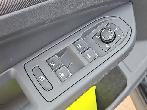 New 2025 Volkswagen GTI SE image 19