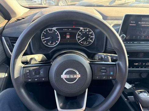 Used 2023 Nissan Rogue SV FWD image 22