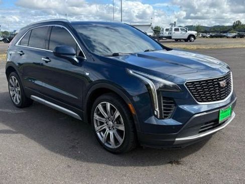 Used 2019 Cadillac XT4 Premium Luxury AWD/4WD image 12