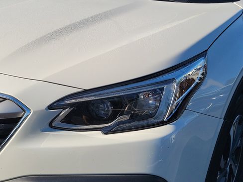 Used 2020 Subaru Outback Limited w/ Popular Package #2 image 9