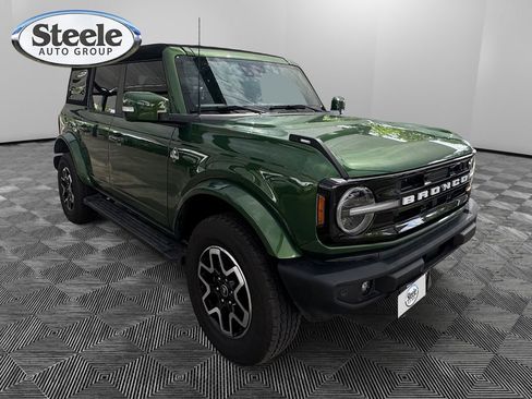Used 2023 Ford Bronco Outer Banks AWD/4WD image 7