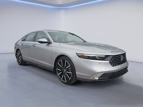New 2026 Honda Accord Touring image 8