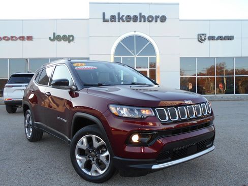 Certified 2022 Jeep Compass Limited image 2