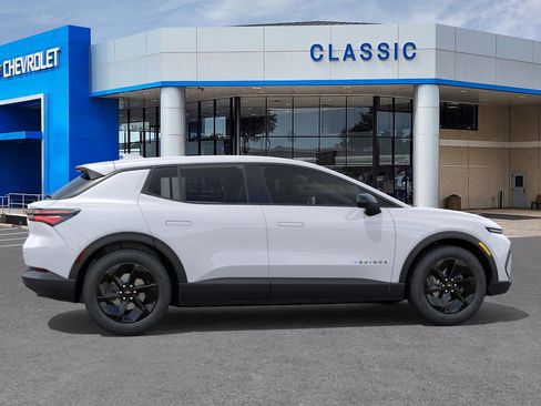 New 2026 Chevrolet Equinox EV LT w/ Midnight Package image 5