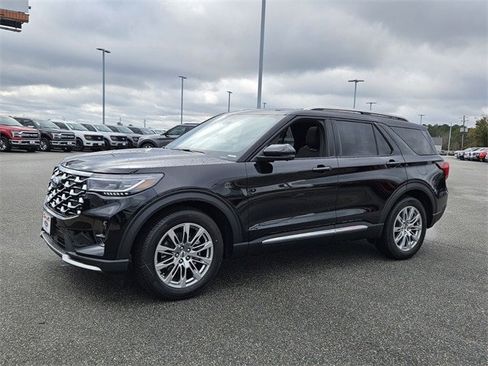 New 2026 Ford Explorer Platinum image 34